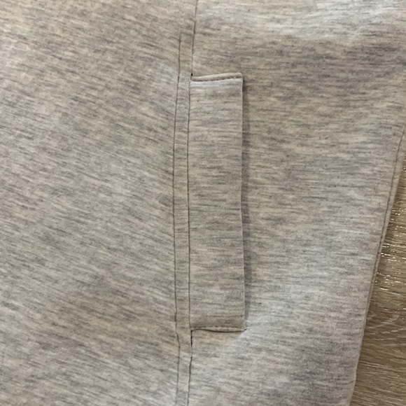 Betsey Johnson mock tunnel neck performance vest medium - Picture 4 of 5